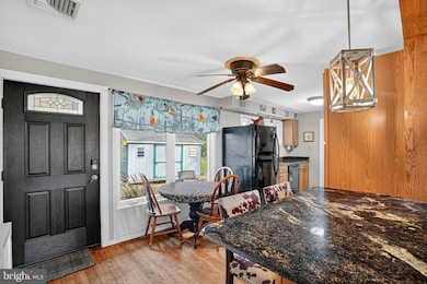 612 Meadowvale Ln, Media, PA 19063 - photo 4