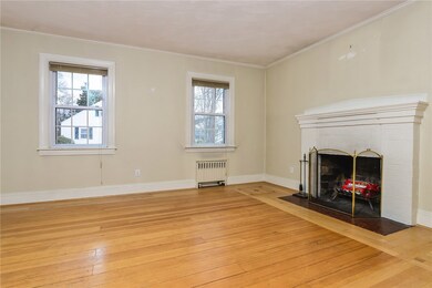 31 Holland Ave, Riverside, RI 02915 - photo 4