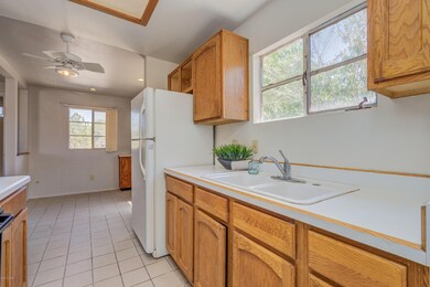 Kitchen & Dining Area