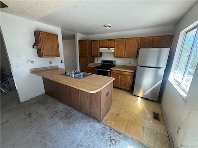 1156 S Cathay St, Aurora, CO 80017 - photo 3