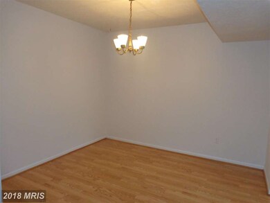 14013 Grumble Jones Ct, Centreville, VA 20121 - photo 7