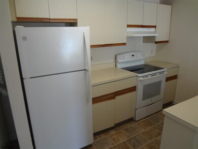 9 Clearwater Way unit 4, Galloway, NJ 08205 - photo 2