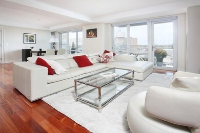 3 Battery Wharf unit 3403, Boston, MA 02109 - photo 2