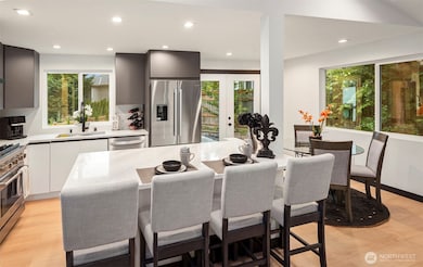 10045 NE 15th St, Bellevue, WA 98004 - photo 6