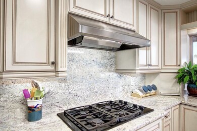 8817 kitchen 6