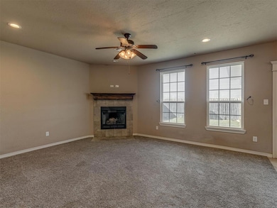 402 NW Granite Ave, Cache, OK 73527 - photo 3