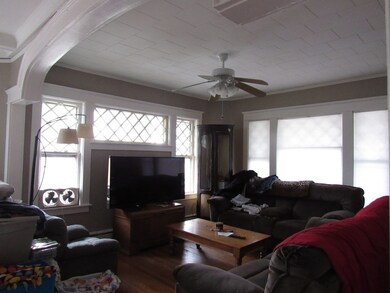 8 Woodford St unit 1, Worcester, MA 01604 - photo 2