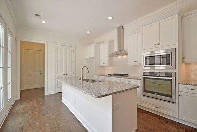 Twnhouse 3 Kitchen