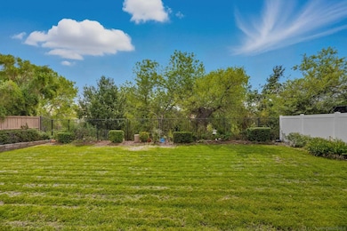 29213 Broken Arrow Way, Murrieta, CA 92563 - photo 3