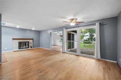 28521 Aspen Dr, North Olmsted, OH 44070 - photo 4