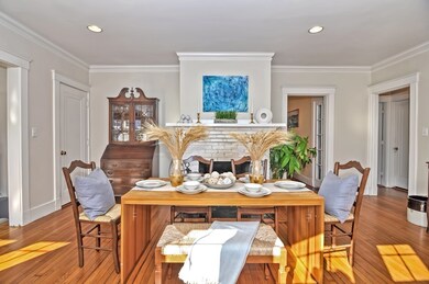 5 Doane St, Marblehead, MA 01945 - photo 4