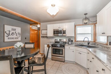 1286 Scott Ave, Waterloo, IA 50701 - photo 6