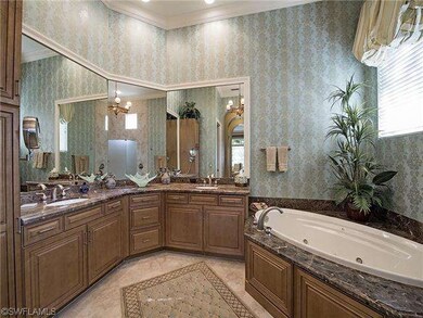 Relaxing Master Bathroom