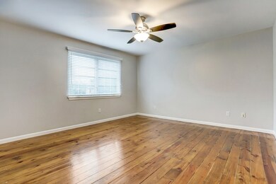 846 N Wilcrest Dr, Houston, TX 77079 - photo 6
