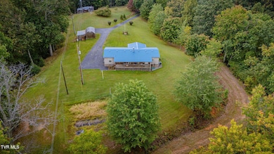 392 Elbert Ramsey Rd, Clinchco, VA 24226 - photo 4