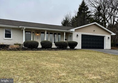 482 Lyman Ave, Womelsdorf, PA 19567 - photo 4