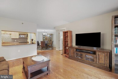Woodbury Heights Condominium unit 810, Arlington, VA 22201 - photo 2