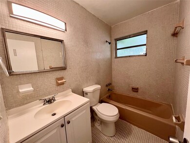 675 SW 7th Ave unit 12, Miami, FL 33130 - photo 5