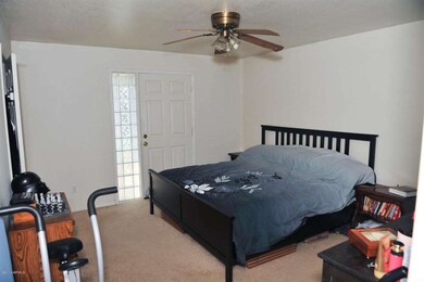 Delta Ave-5