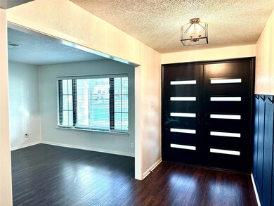 837 W Redbud Dr, Hurst, TX 76053 - photo 4