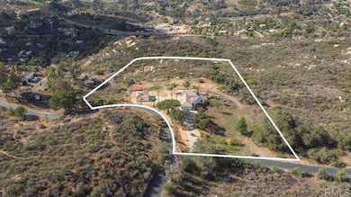 1810 Via Ladera, Fallbrook, CA 92028 - photo 2