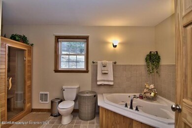 1192 Loyalville Outlet Rd, Harveys Lake, PA 18618 - photo 5