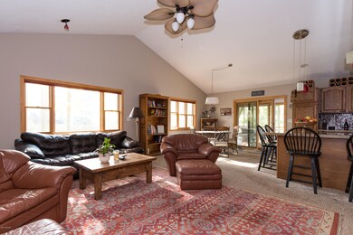 9861 Oak Forest-20