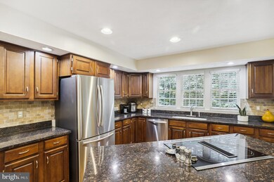 1643 Wickham Way, Crofton, MD 21114 - photo 4