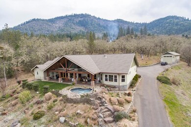 221 Harpazo Ln, Grants Pass, OR 97527 - photo 2