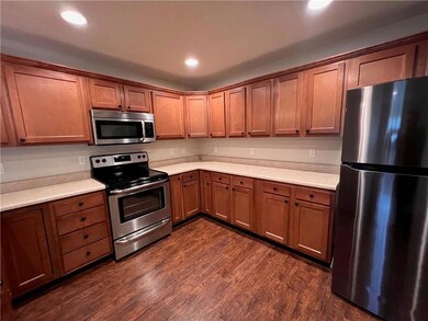 423 Kreisel Dr, Raymore, MO 64083 - photo 7