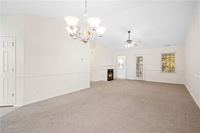 350 Stowe Ave unit 601, Asheboro, NC 27203 - photo 5