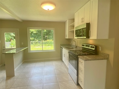 1517 Andrea Dr, Bay City, TX 77414 - photo 4