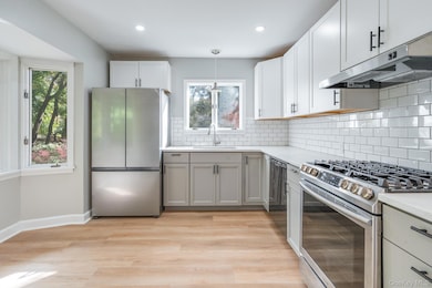 26 Loockerman Ave, Poughkeepsie, NY 12601 - photo 5