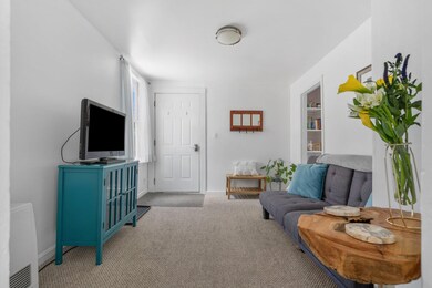18 Hill St unit 2, Portland, ME 04102 - photo 6