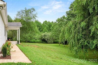 111 Kim Ln, Hendersonville, NC 28792 - photo 4