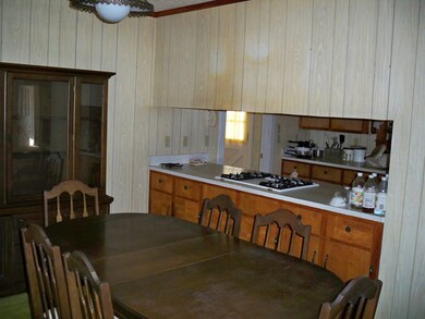 47 Powers Dr, Laurel, MS 39443 - photo 4