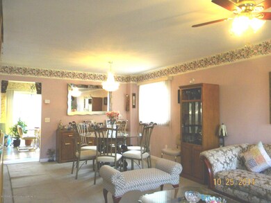 168 Lucille Ave, Staten Island, NY 10309 - photo 4