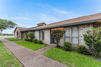 13656 Teague Ln unit 40, Corpus Christi, TX 78410 - photo 2