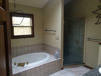 Master Bath/Spa.