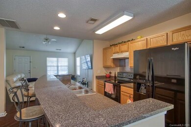 2135 Wexford Way, Statesville, NC 28625 - photo 7