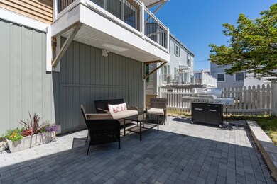 4PuffinStreet-26