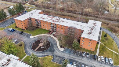 Park Place Condominiums unit A-314, Fort Wayne, IN 46805 - photo 2