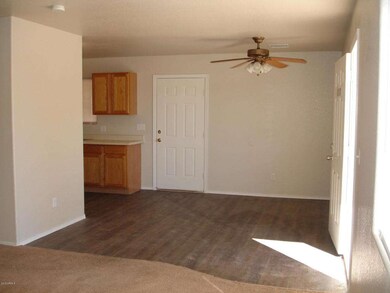 Kitchen eating area