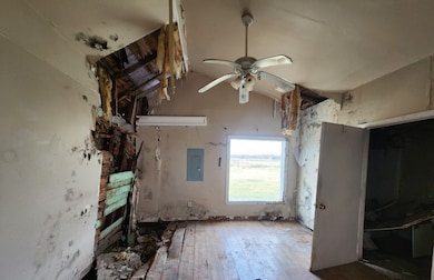 7662 NW County Road 1300, Barry, TX 75102 - photo 3