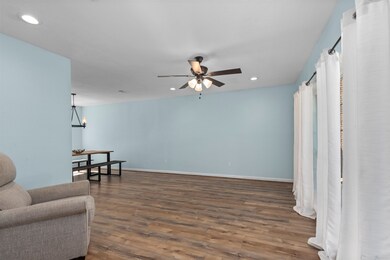 16331 Hickory Point Rd, Houston, TX 77095 - photo 6