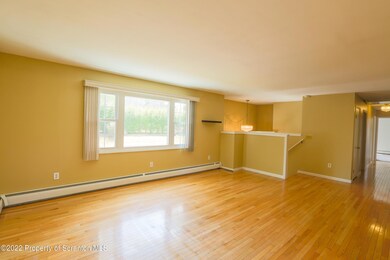 2725 Scott Rd, Mountain Top, PA 18707 - photo 4