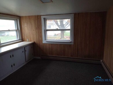 400 W 1st St, Woodville, OH 43469 - photo 5