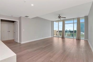 Grand Central at Kennedy West unit 1011, Tampa, FL 33602 - photo 6