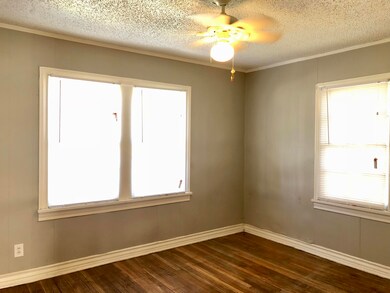 2405 27th St unit Front, Lubbock, TX 79411 - photo 6