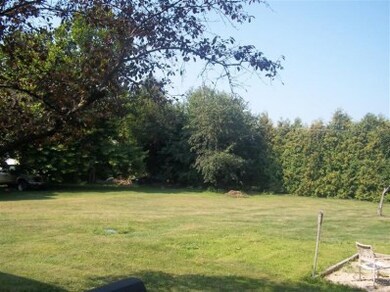 2666 S Morgan Dr, La Porte, IN 46350 - photo 3